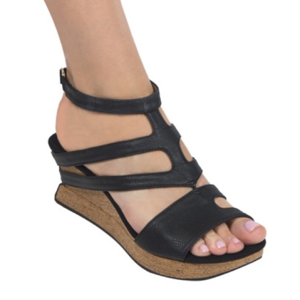 NWOT “Fabia" Low wedge T-strap reversible sandal - Picture 2 of 5